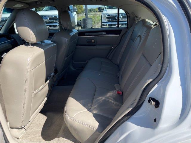 2007 Lincoln Town Car - $6,995