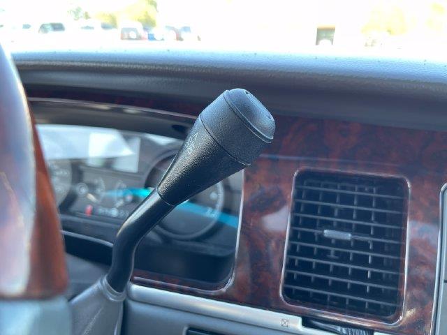 2007 Lincoln Town Car - $6,995