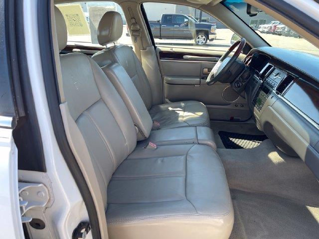 2007 Lincoln Town Car - $6,995