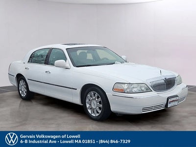 Photo of a 2007 Lincoln Town Car Signature Limited 4DR Sedan for sale