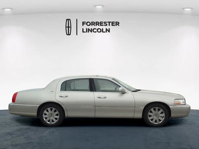 2003 Lincoln Town Car Cartier 4DR Sedan