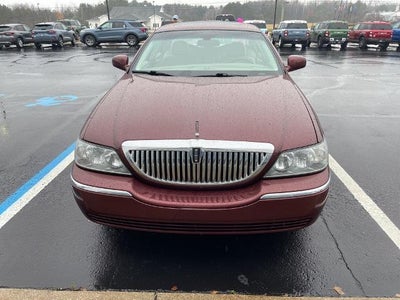 Photo of a 2004 Lincoln Town Car Ultimate 4DR Sedan for sale