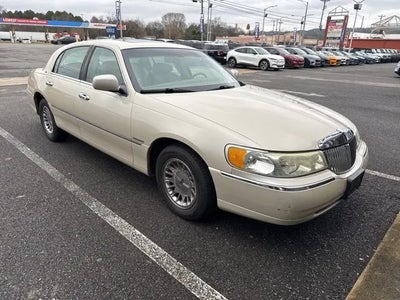 2002 Lincoln Town Car Cartier 4DR Sedan