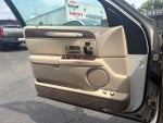 2003 Town Car Thumbnail 17