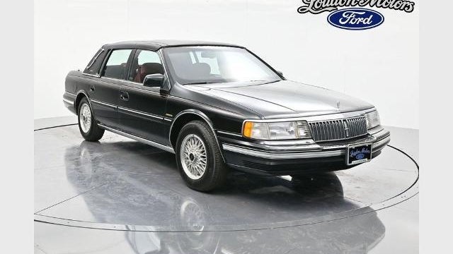 1990 Lincoln Continental Signature