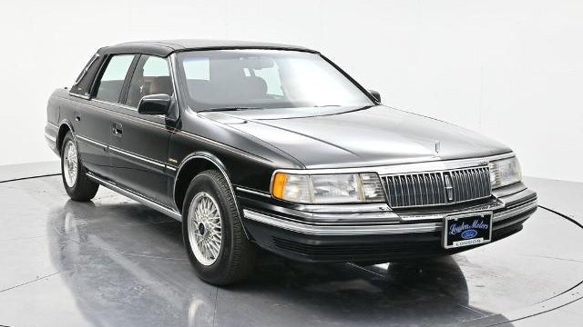 1990 Lincoln Continental Signature