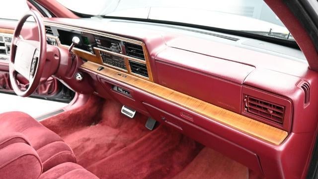 1990 Lincoln Continental Signature