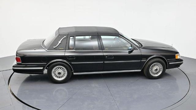 1990 Lincoln Continental Signature