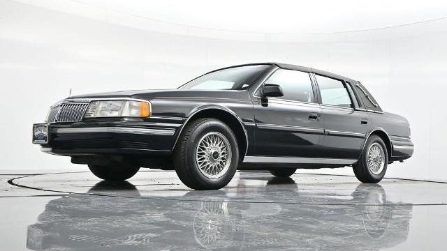 1990 Lincoln Continental Signature