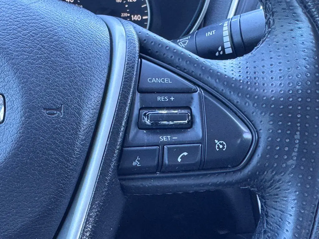 2017 Nissan Maxima - $9,900