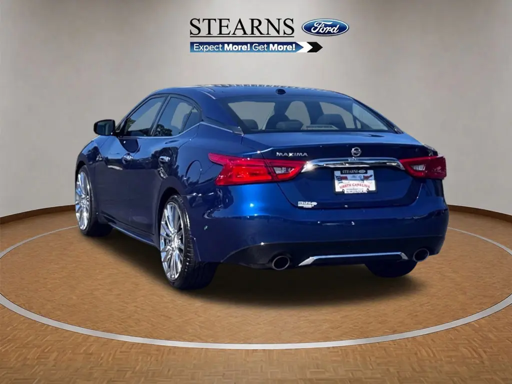 2017 Nissan Maxima - $9,900