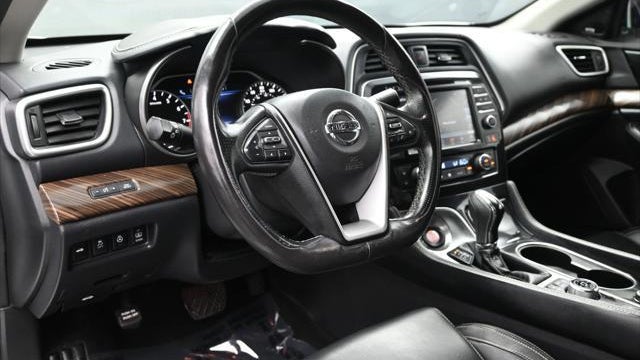 2017 Nissan Maxima Platinum