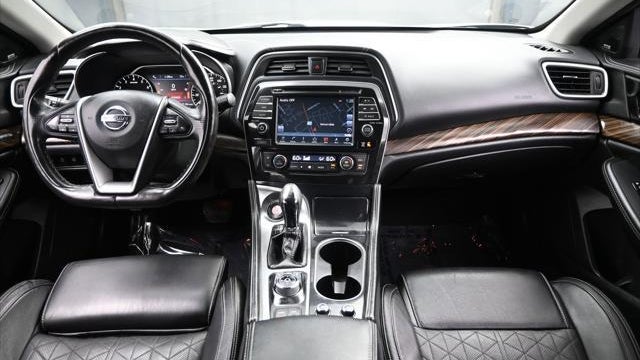 2017 Nissan Maxima Platinum