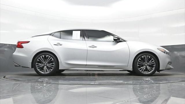 2017 Nissan Maxima Platinum