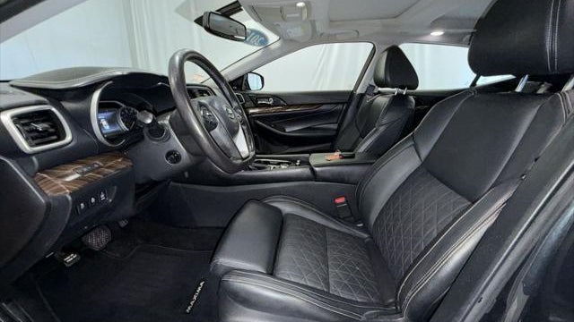 2017 Nissan Maxima Platinum