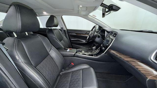 2017 Nissan Maxima Platinum