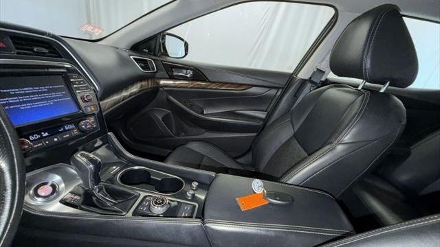2017 Nissan Maxima Platinum