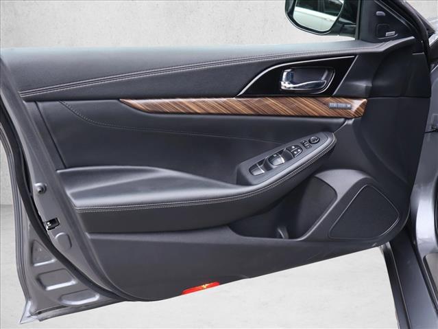 2017 Nissan Maxima - $19,195