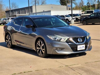 2018 Nissan Maxima with Gun Metallic Exterior