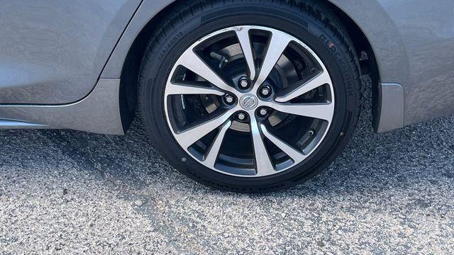2017 Nissan Maxima Platinum