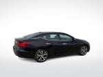 2017 Maxima Thumbnail 8