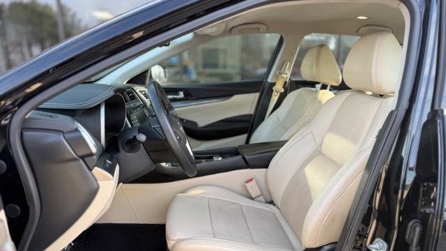 2023 Nissan Maxima 3.5 SV