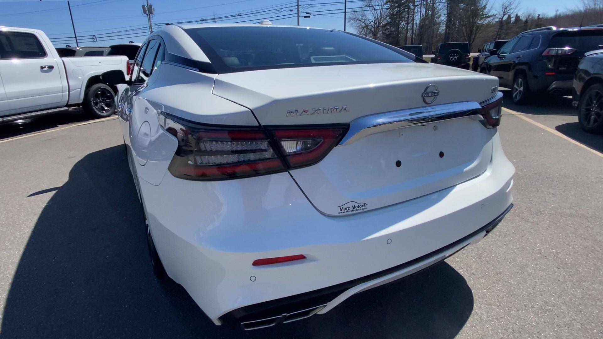 2023 Nissan Maxima 3.5 SV