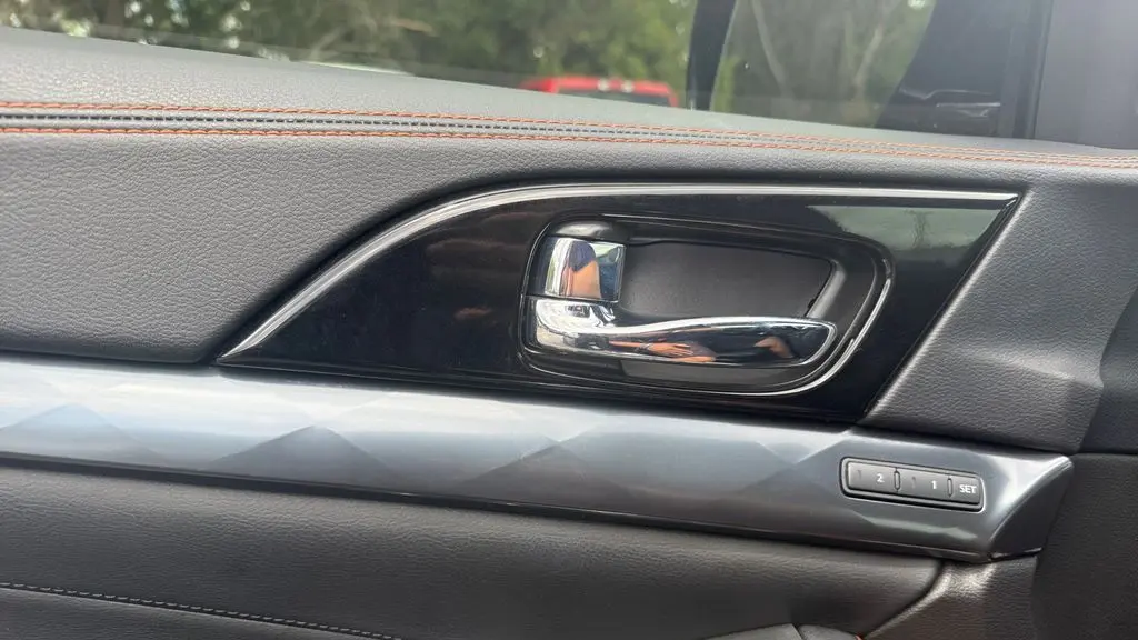 2023 Nissan Maxima 3.5 SR