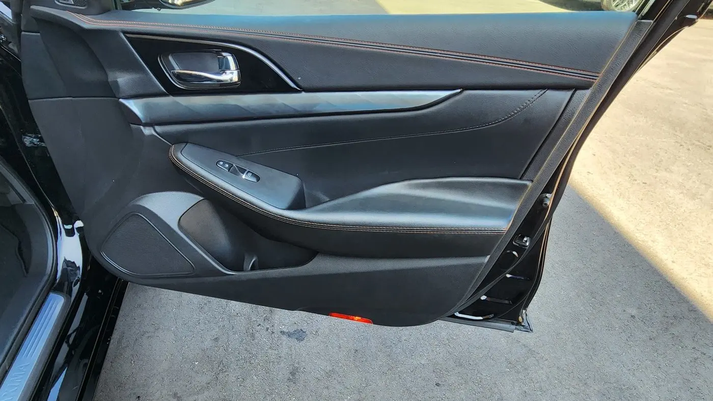 2023 Nissan Maxima 3.5 SR