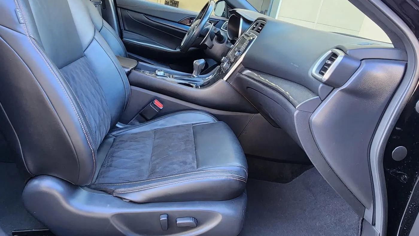 2023 Nissan Maxima 3.5 SR