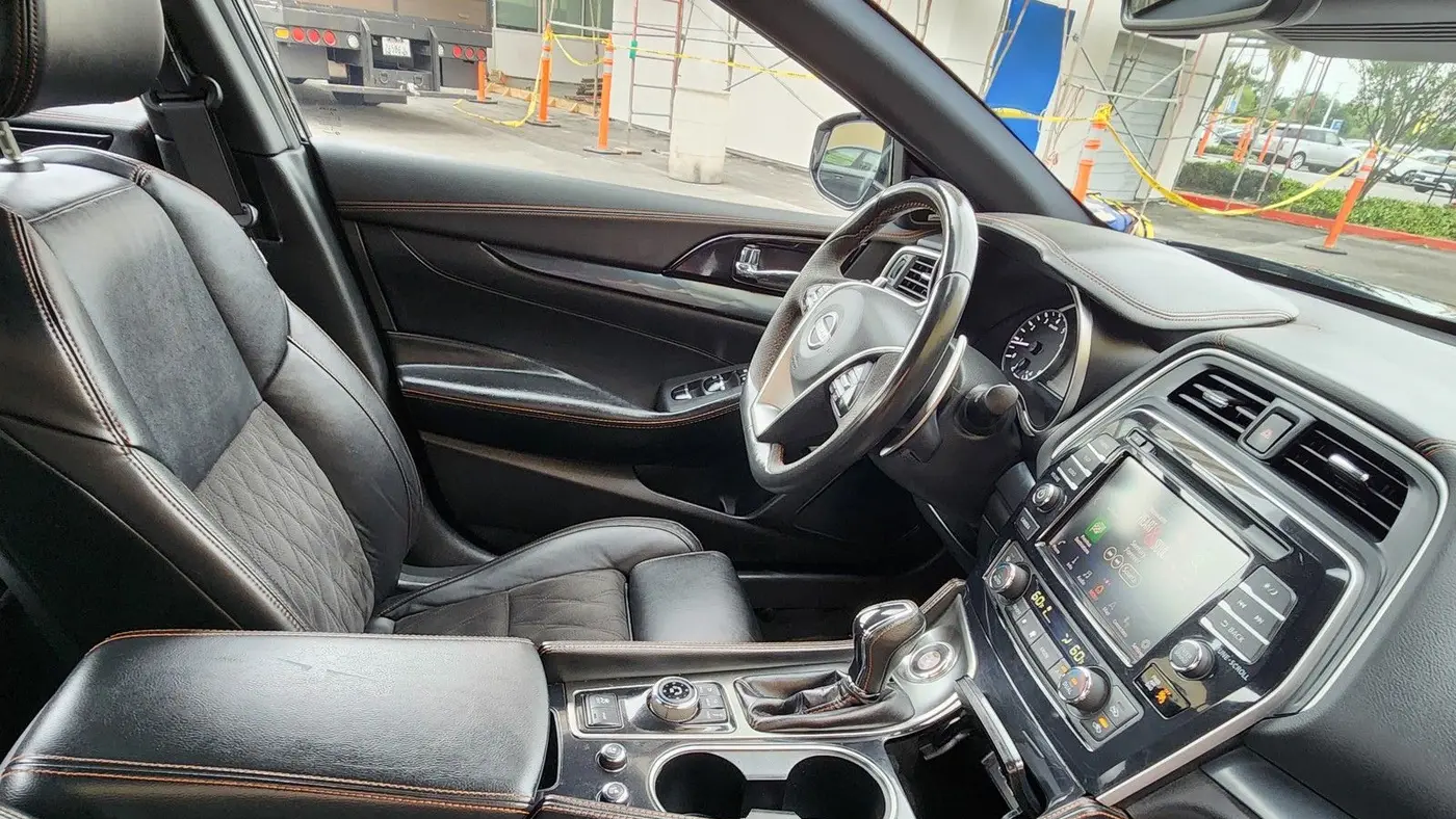 2023 Nissan Maxima 3.5 SR