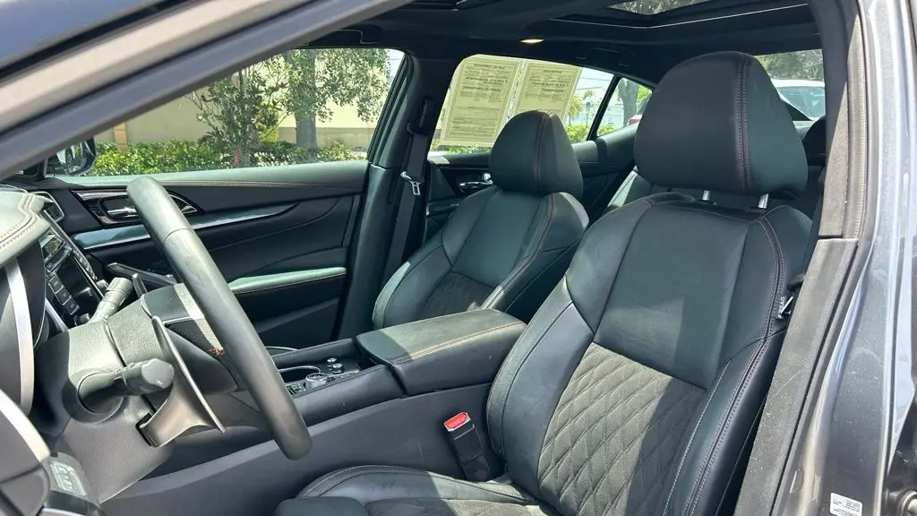 2023 Nissan Maxima 3.5 SR
