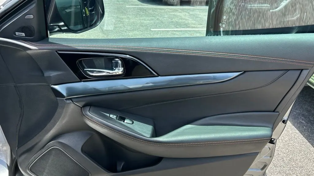 2023 Nissan Maxima 3.5 SR