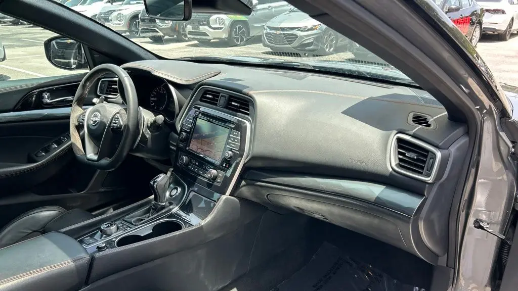 2023 Nissan Maxima 3.5 SR