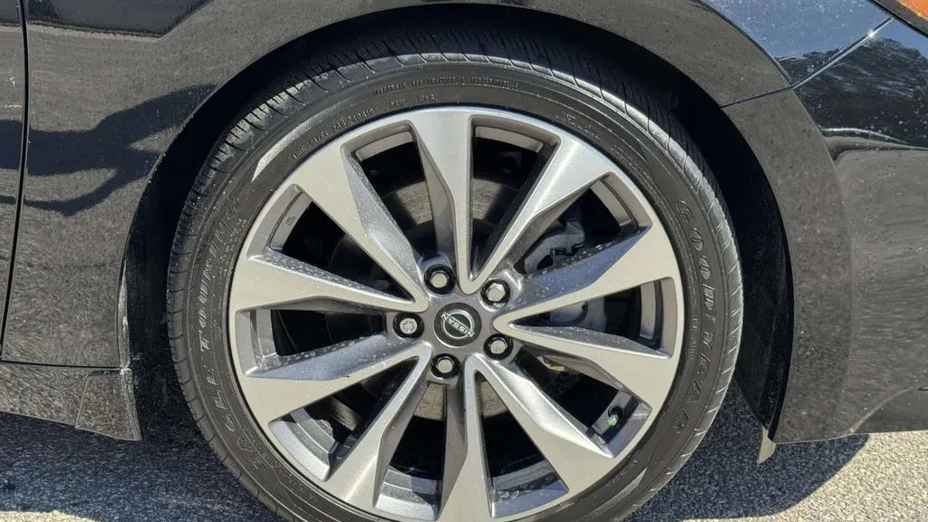 2023 Nissan Maxima 3.5 Platinum