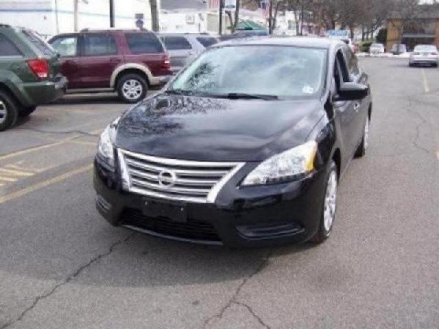 2013 Nissan Sentra - $12,995