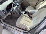 2012 Altima Thumbnail 16