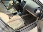 2012 Altima Thumbnail 15