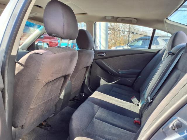 2012 Nissan Altima - $7,992