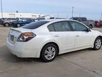 2010 Altima Thumbnail 3