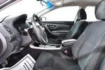 2015 Altima Thumbnail 6