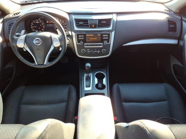 2016 Nissan Altima - $8,999