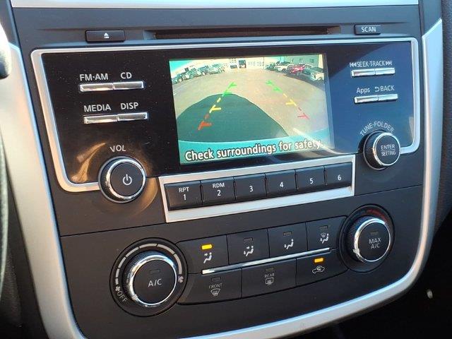 2016 Nissan Altima - $8,999