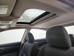 2016 Altima Thumbnail 19