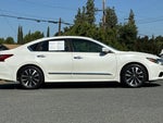 2016 Altima Thumbnail 3