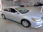 2016 Altima Thumbnail 3