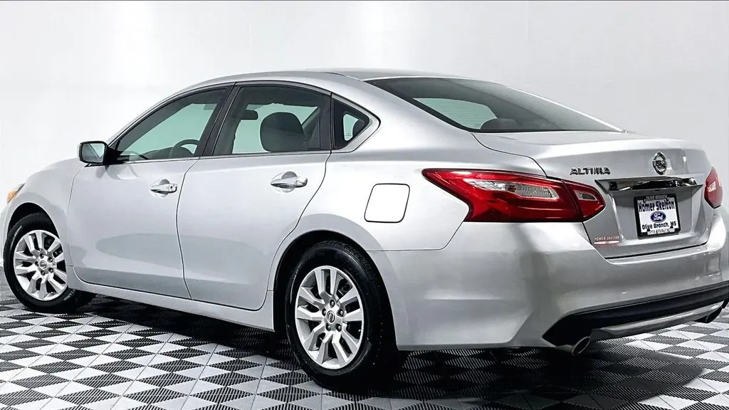 2016 Nissan Altima 2.5 S