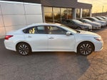 2017 Altima Thumbnail 8