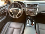 2017 Altima Thumbnail 30