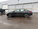 2018 Altima Thumbnail 16